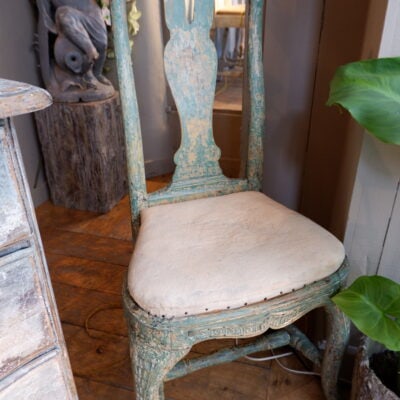 Pair of Swedish baroque style chairs with green patina, ca.1800