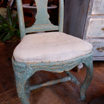 Pair of Swedish baroque style chairs with green patina, ca.1800