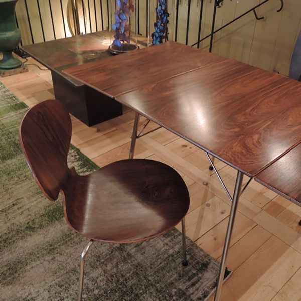 FOLDING TABLE+1 ANT CHAIR IN RIO ROSEWOOD BY ARNE JACOSBSEN CA.1960 
