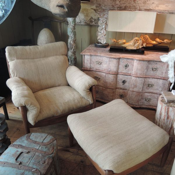 GRAND FAUTEUIL LOUNGE+REPOSE-PIEDS ASSORTI EN CHENE – DANEMARK CA,1960