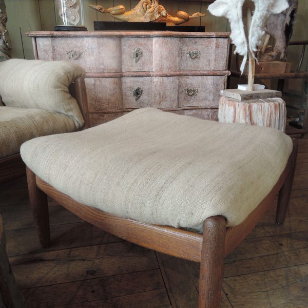 GRAND FAUTEUIL LOUNGE+REPOSE-PIEDS ASSORTI EN CHENE – DANEMARK CA,1960