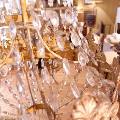 Chandelier régence en bronze doré et chute de cabochons de verre taillés fin XIXe – Image 3