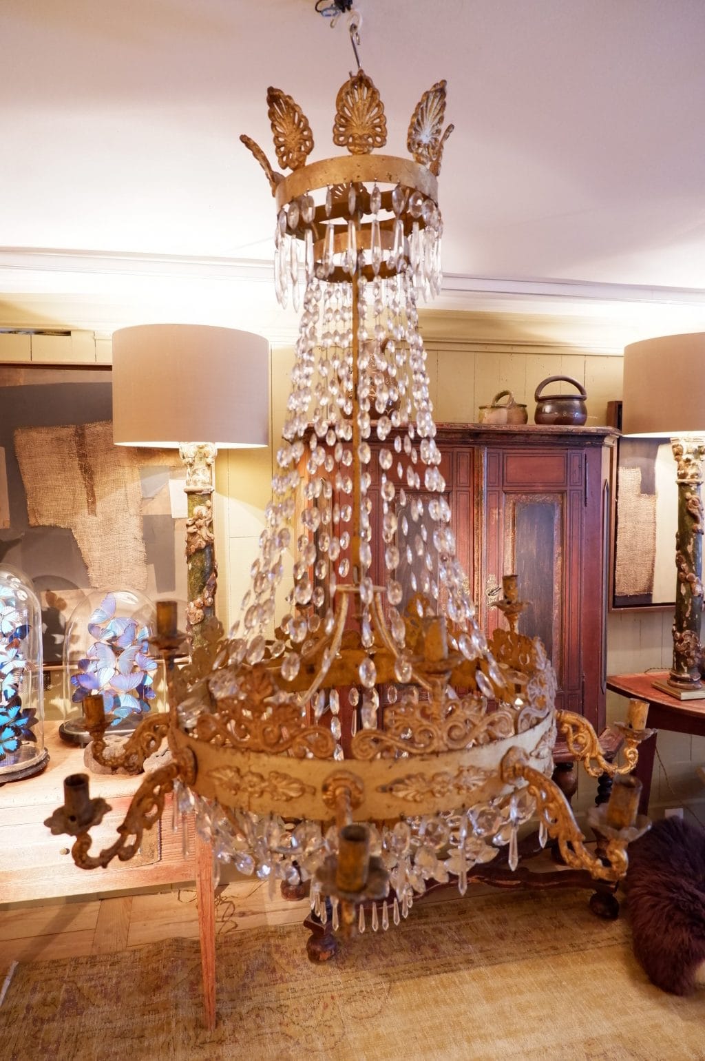 Chandelier régence en bronze doré et chute de cabochons de verre taillés fin XIXe – Image 7