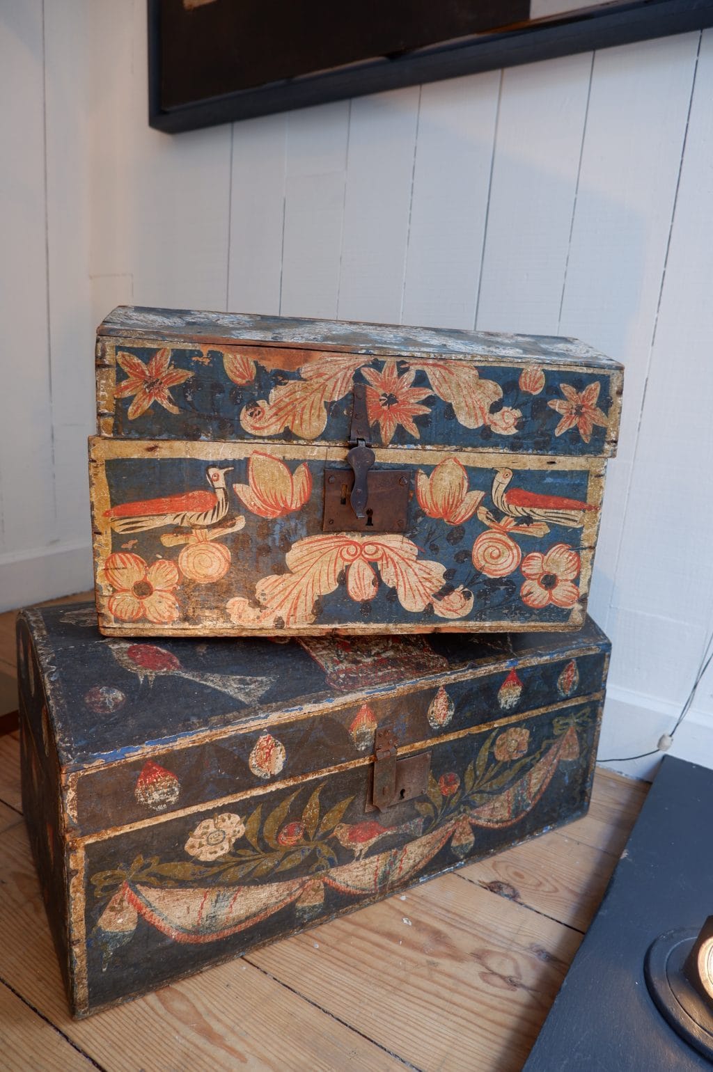 Norman wedding Chests in painted wood ca. 1800