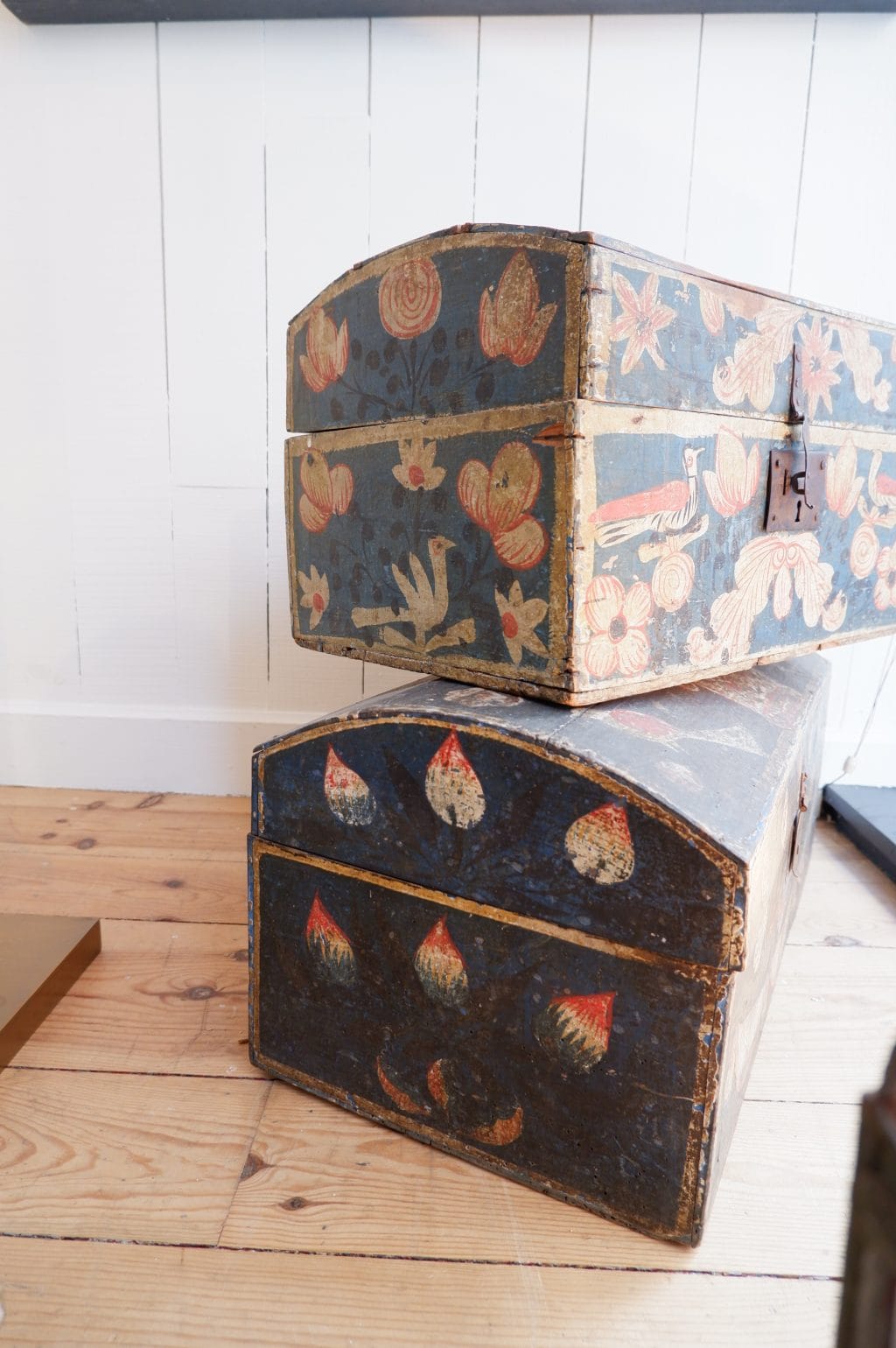 Norman painted wood wedding chests ca.1800 - Picture 4
