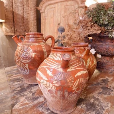 Grande collection de cruches du Val de Saône en terre cuite vernissée - époque XVIIIe – Image 5