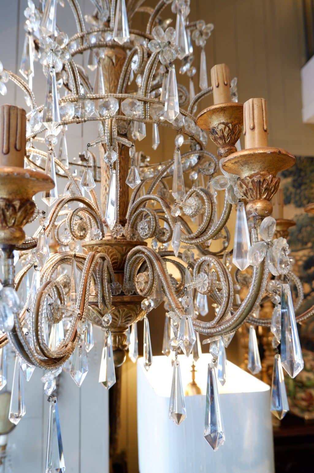Trés grand lustre génois à deux niveaux bois doré & verre ca.1850 – Image 2