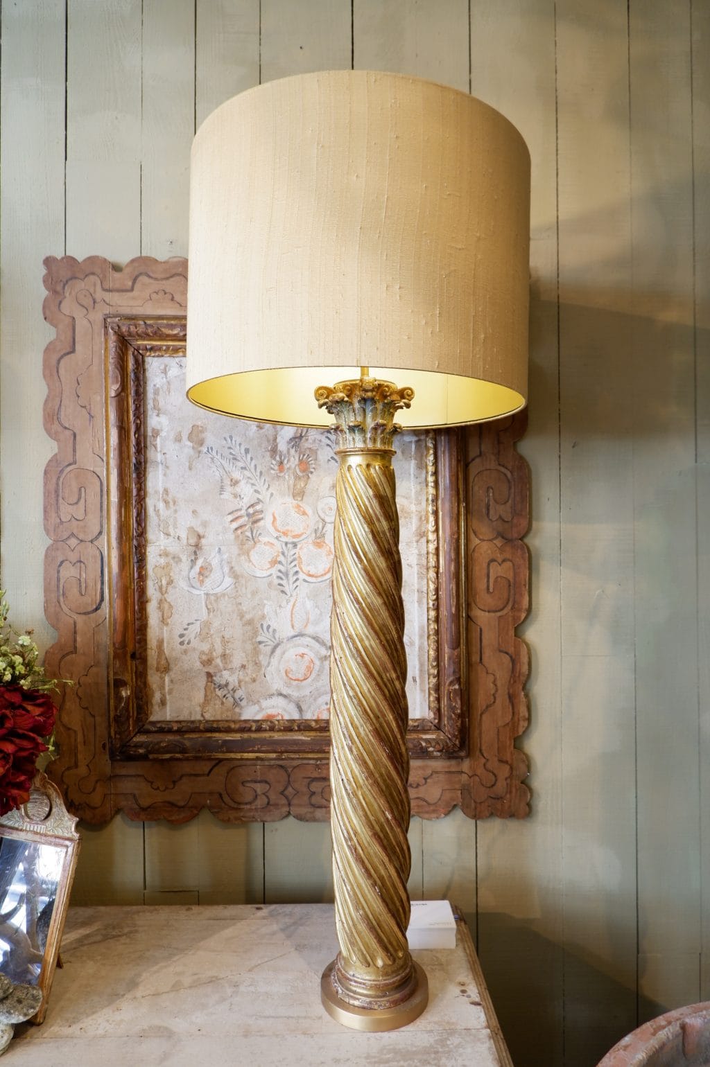 Pair of baroque twisted gold leaf column lamps + Shades silk - Image 6