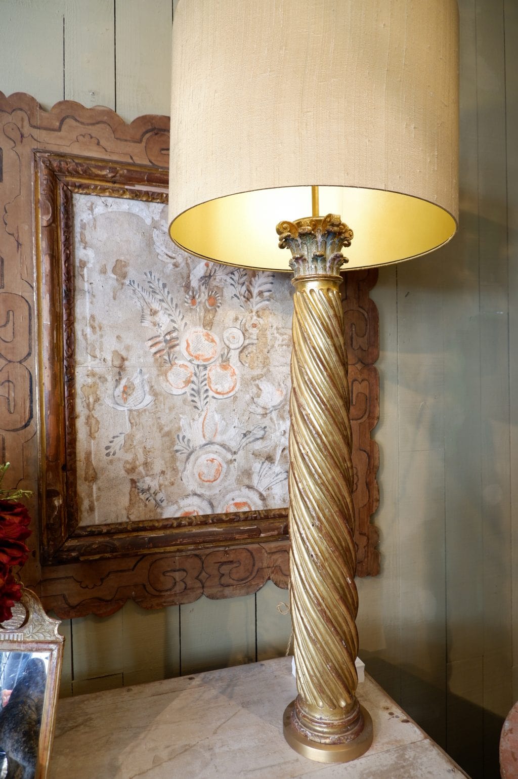 Pair of baroque twisted gold leaf column lamps + Shades silk - Image 7