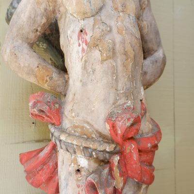Grande sculpture de St Sébastien en bois polychrome  XVIIe