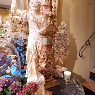 Paire de lampes "anges" en bois sculpté & feuille d'or - Italie XVIIIE – Image 7