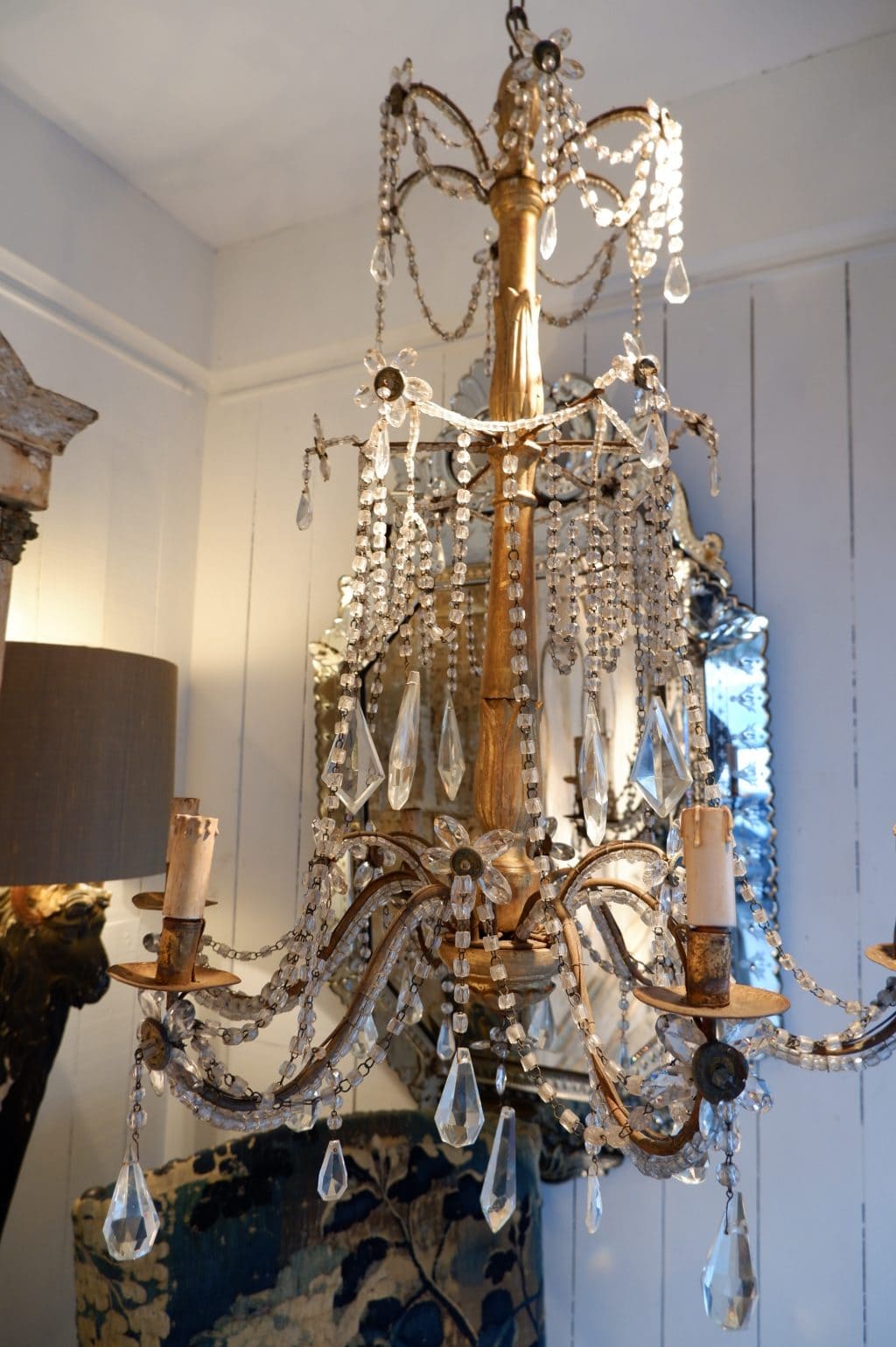Paire de lustre Génois en bois doré et pendants de verre XIXe – Image 11