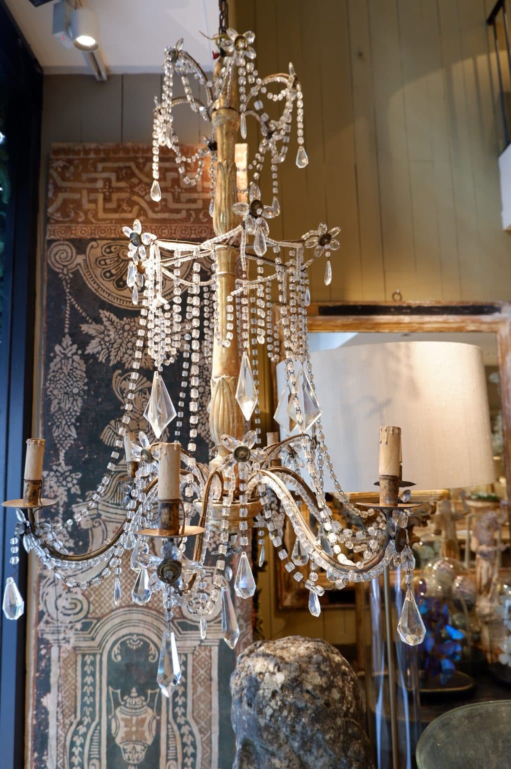 Paire de lustre Génois en bois doré et pendants de verre XIXe – Image 3