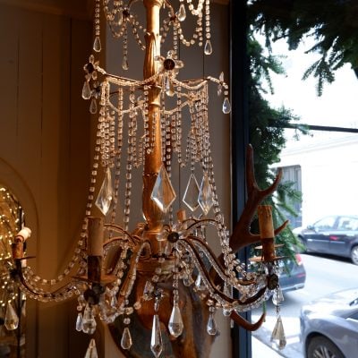 Paire de lustre Génois en bois doré et pendants de verre XIXe – Image 9