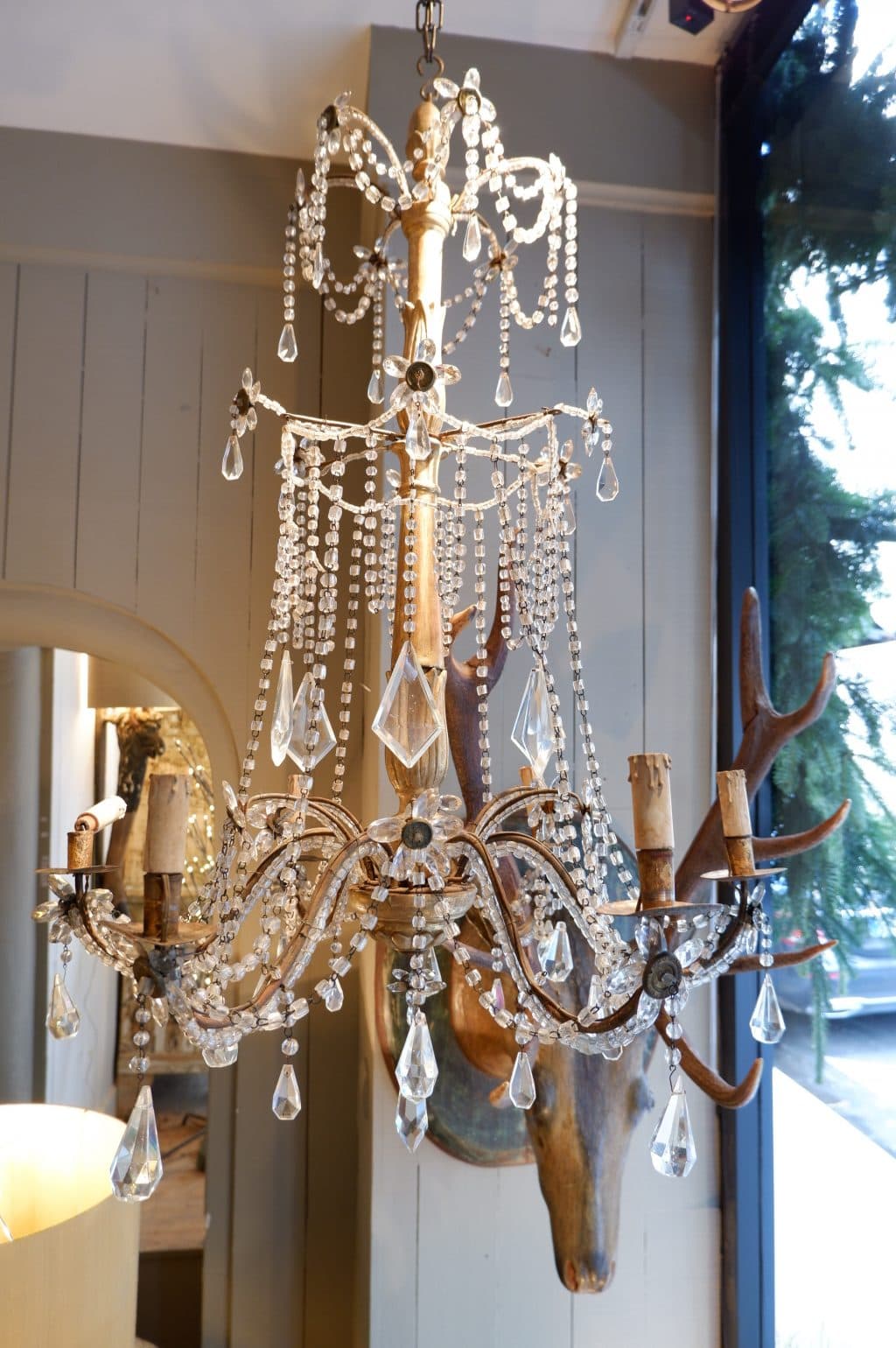 Paire de lustre Génois en bois doré et pendants de verre XIXe – Image 7