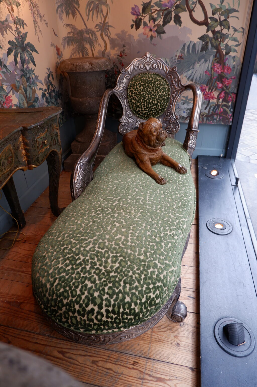 Chaise longue en bois sculpté et feuille d'argent ca.1880 – Image 8