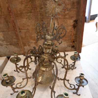 Baroque Swedish chandelier for 8 engraved metal candles dated April 698