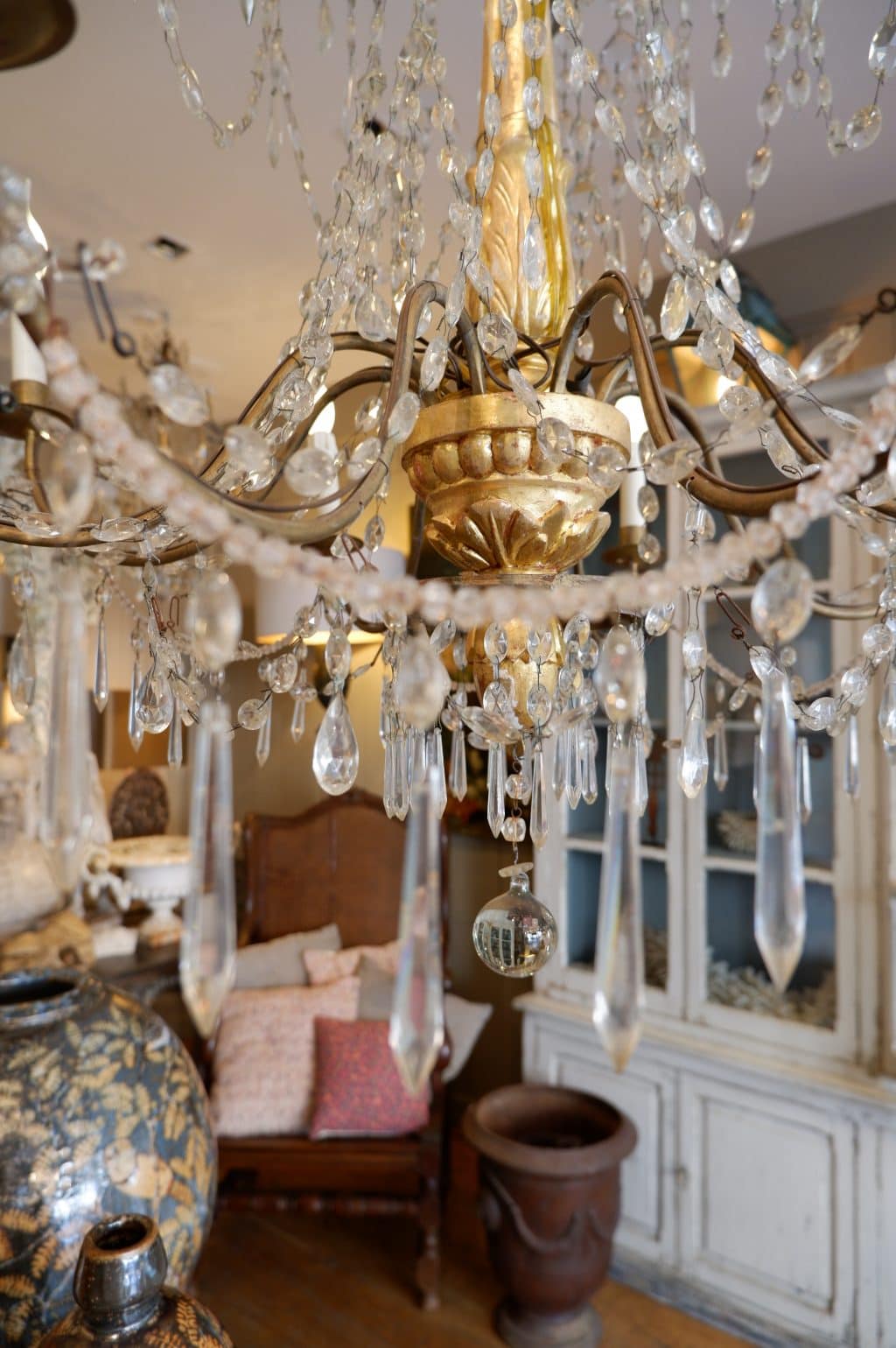 Grand lustre génois bois doré et verre XIXE – Image 7