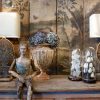 PAIRE DE LAMPES BOUQUETS PLATS SUR PANNEAU DE BOIS+ AJ EN SOIE OR PALE – Image 9