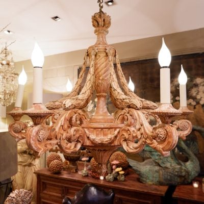 Lustre baroque en bois sculpté XVIIIe à 6 bras - feuilles d'acanthes