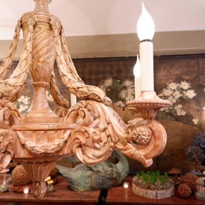 Lustre baroque en bois sculpté XVIIIe à 6 bras - feuilles d'acanthes – Image 3