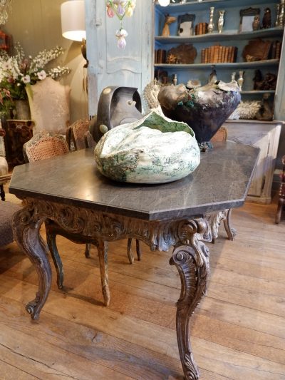 LARGE ITALIAN WOODEN CONSOLE CARVED WITH SILVER LEAF ON TOP IN GREY MARBLE CA.1800