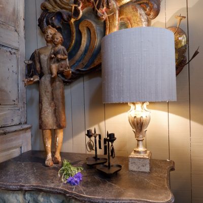 Petit lampe vase italien XVIIIE en bois sculpté à la feuille d’argent + AJ