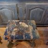 Grand tabouret italien en bois sculpté laque verte -recouvert d'une tapisserie en verdure ca.1700 – Image 6