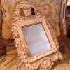 Petit miroir baroque suédois en bois sculpté orné de feuille d'or ca.1800 – Image 3