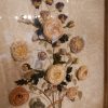 Paire de bouquets sous-verre en soie brodée motif chenille XVIIIE – Image 2