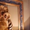 Paire de cadres italiens en bois doré décor faux-mabre vert & rouge d'époque XVIIIE – Image 4