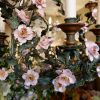 Grand lustre Italien en métal peint fleurs de pommiers ca.1900 – Image 3