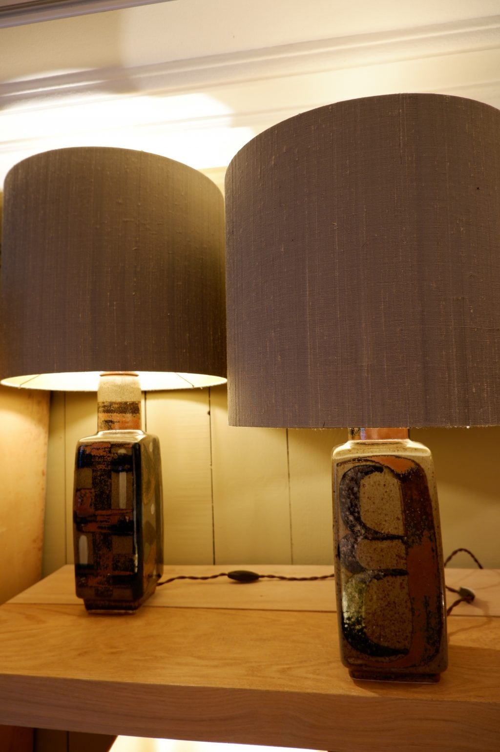 Une lampe en céramique par Carl Harry Stalhane pour Rostrand ca.1950 + aj soie – Image 3