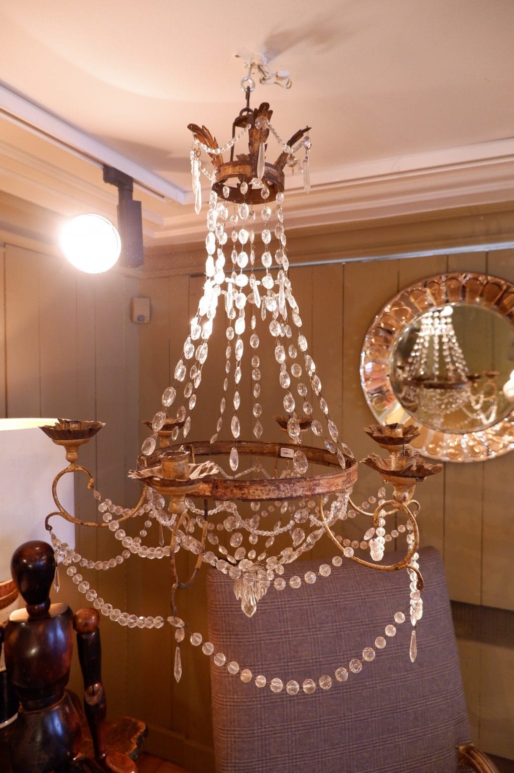 Petit lustre empire en métal doré & verre taillé- Italie XIXe