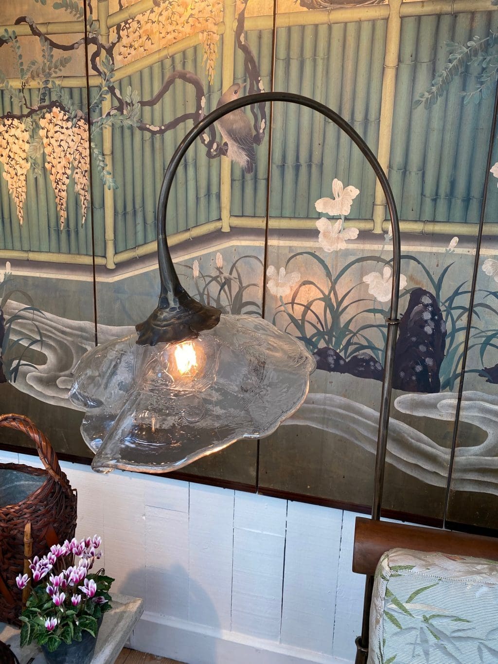Lampadaire Fleur en bronze & verre moulé ca.1980