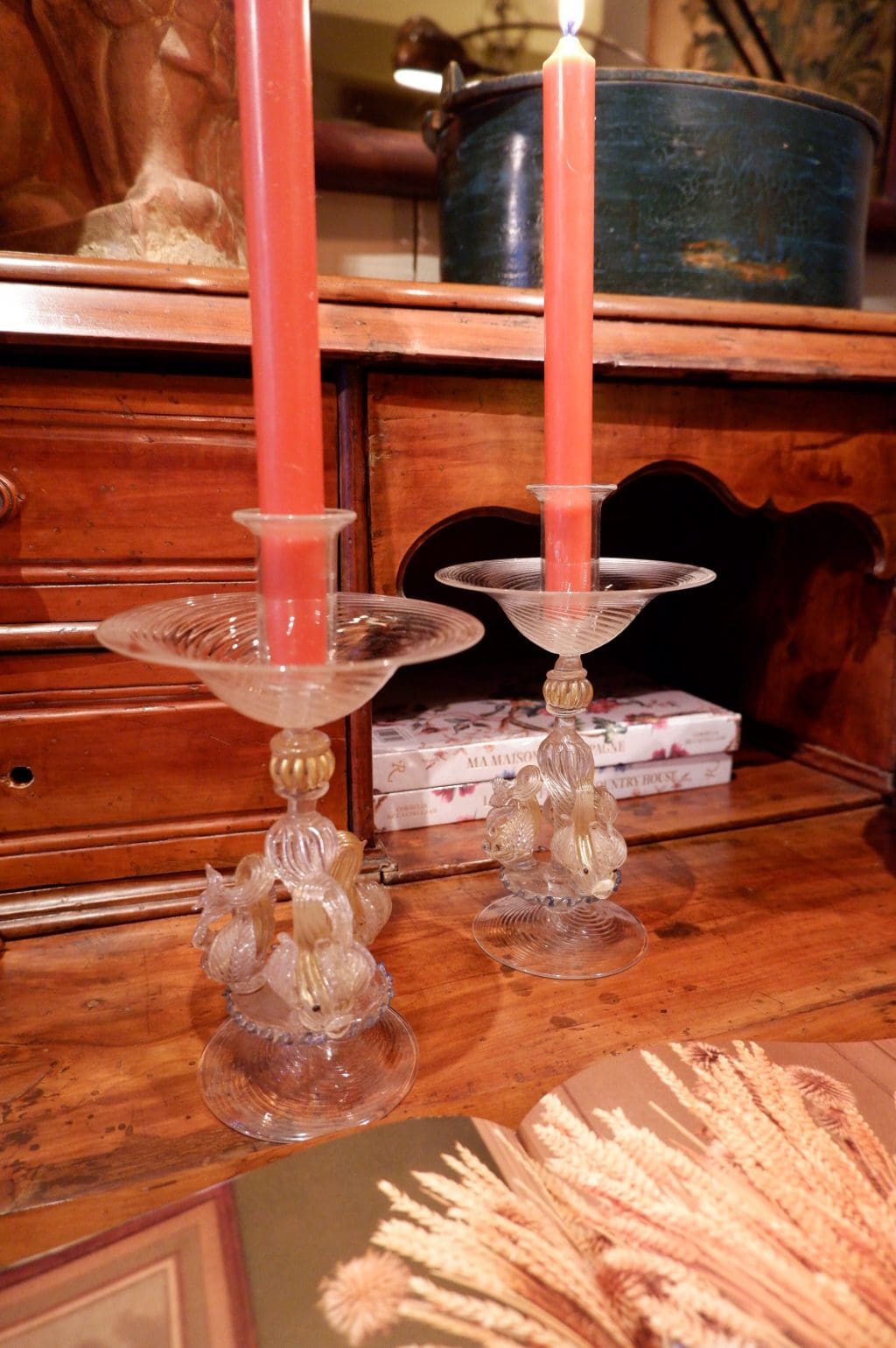 Paire de bougeoirs en verre de Murano ornés de dauphins - ca.1900 – Image 5