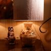 Paire de lampes en céramique "vanneries aux crustacés" + abat-jours soie cylindre – Image 3