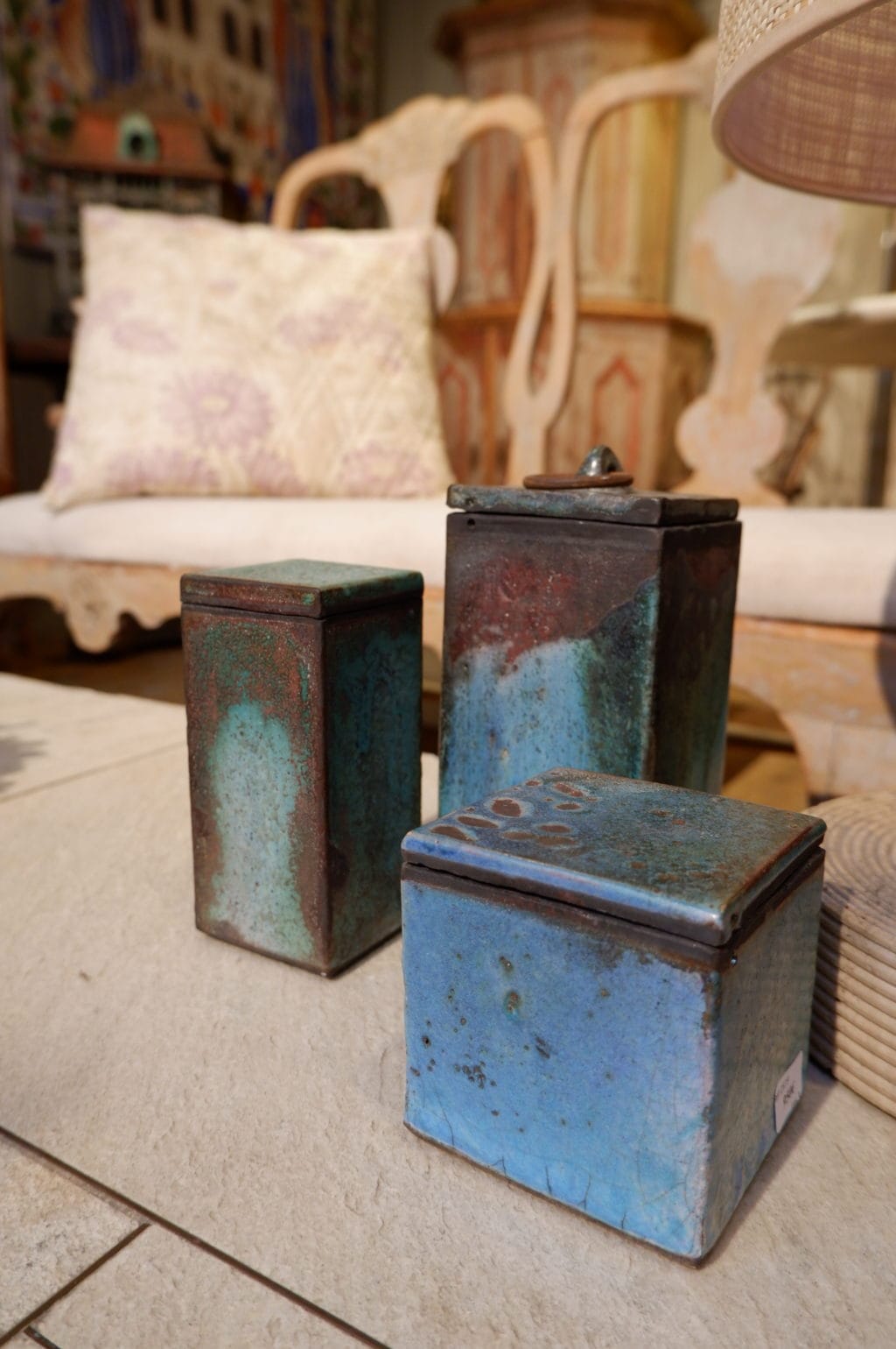 Ensemble de 3 boites en céramique émaillée "Raku vert de gris"  par D.Leonette