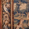 Grande tapisserie en laine polychrome "jardinier & son chien dans une verdure " d'époque fin XVIIe – Image 3
