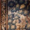 Grande tapisserie en laine polychrome "jardinier & son chien dans une verdure " d'époque fin XVIIe – Image 7
