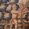 Grande tapisserie en laine polychrome "jardinier & son chien dans une verdure " d'époque fin XVIIe – Image 4