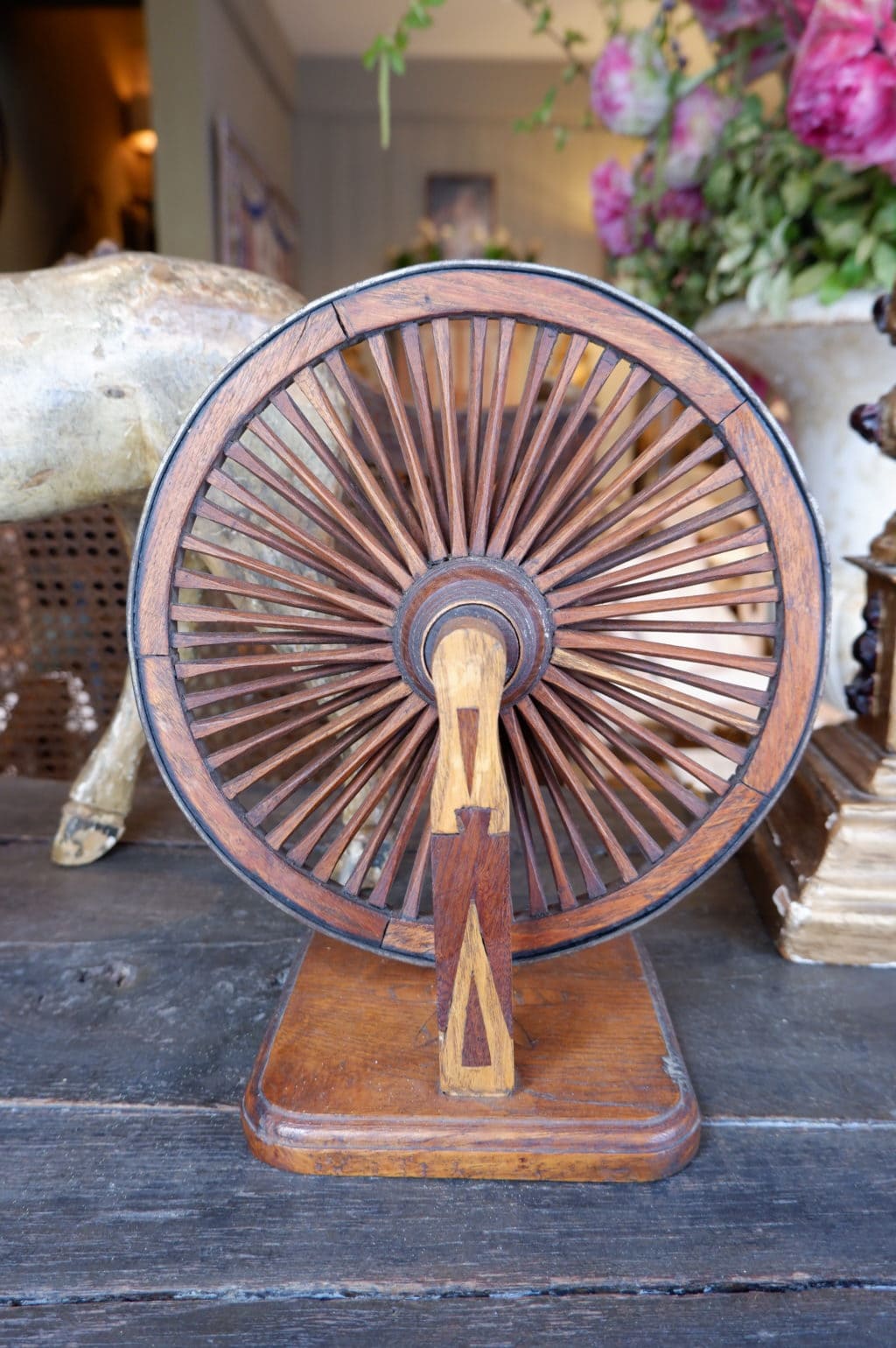 Piece de maitrise de compagnon "roue de carrosse en bois" et métal ca.1880
