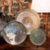 Collection de Miroirs Khmers en bronze oxydé sur socle en métal XIIe – Image 7