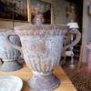 Paire de grands vases Directoire en fonte gris bleu anses dauphins - France ca.1720 – Image 10