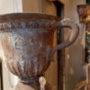Paire de grands vases Directoire en fonte gris bleu anses dauphins - France ca.1720 – Image 17