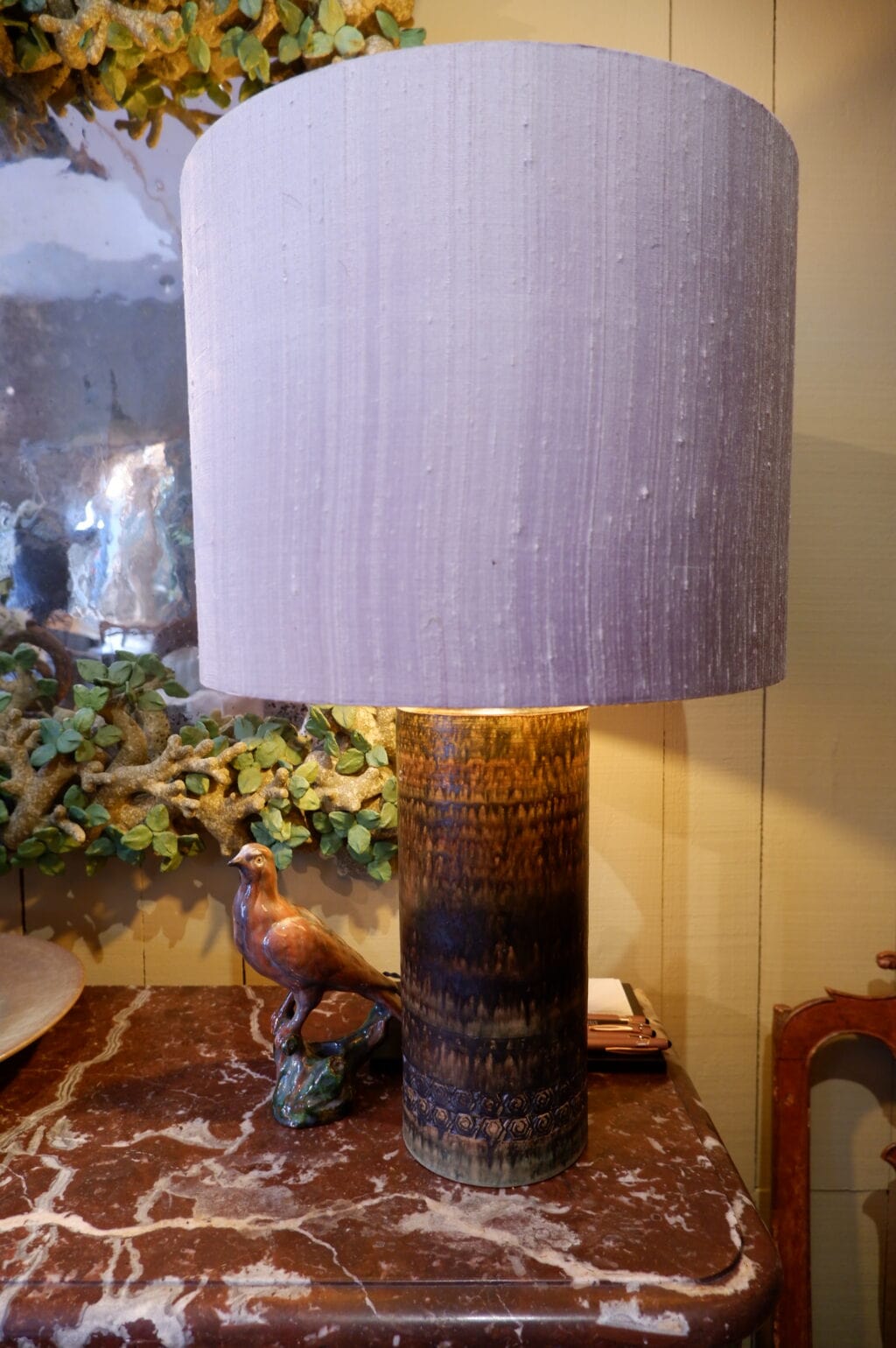 Paire de lampes suédoises en grés décor kaki charbon + AJ soie