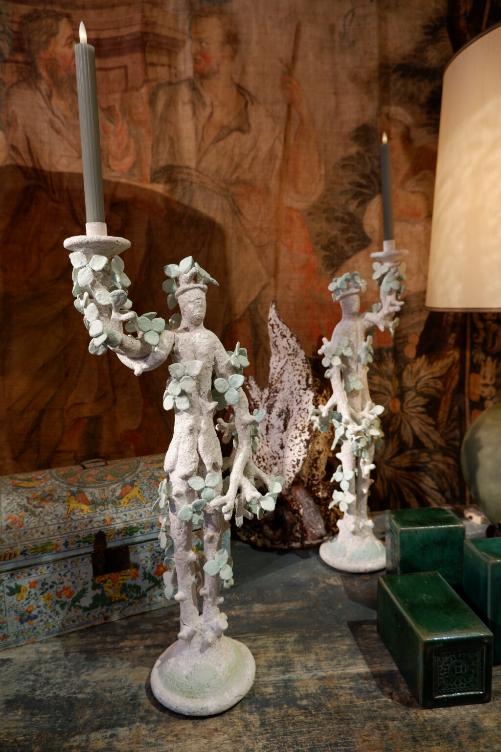 Paire de bougeoirs Daphnés "homme-arbre" par Edouard Chevalier