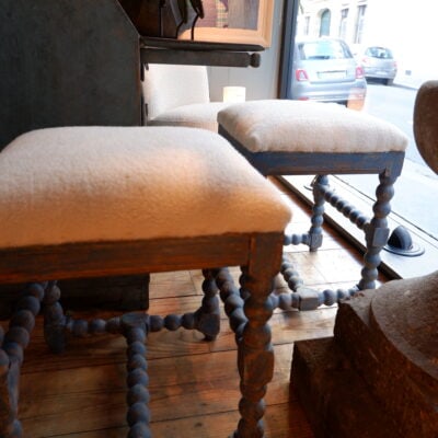 Pair of baroque stools in turned wood with blue patina - ca.1800