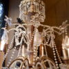 Paire de grands lustres génois, en cristal et verre taillé ca.1850 – Image 10