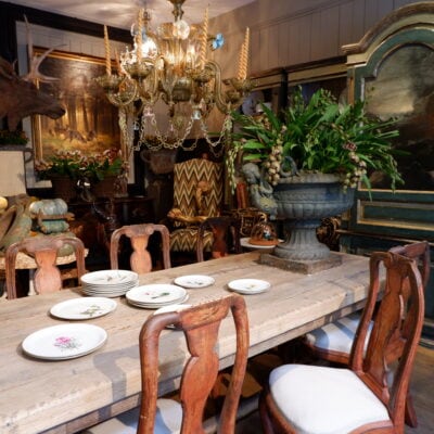 GRANDE TABLE EN CHENE MASSIF NATUREL – FIN XIXE